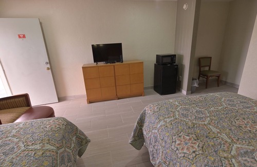 Bunnell Hotel | Deluxe Inn