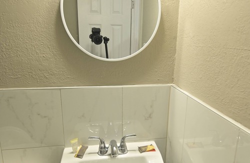 Bunnell Hotel | Deluxe Inn