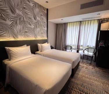 Hulu Langat Apartment | Deluxe King Room and Deluxe Twin Room at Monkeys Canopy Resort