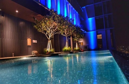 Titiwangsa Apartment | Deluxe King Suite with Garden View 6
