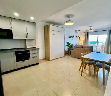Benalmadena Costa Apartment | Deluxe Large Apartment Sea Views Benalbeach