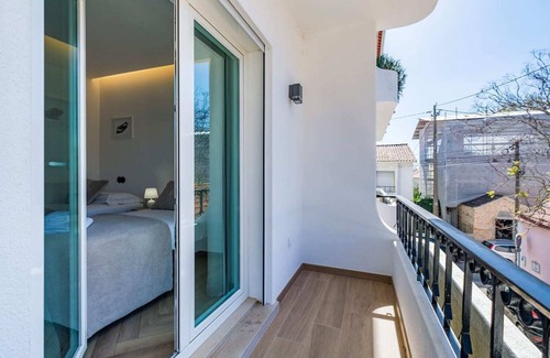 Estoril Apartment | Deluxe Monte Estoril - by Portugal Portfolio