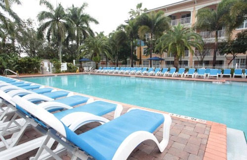 Weston Apartment | Deluxe One-Bedroom Suite A - Mizner Place at Weston Town Center Nov. 19 - 26th