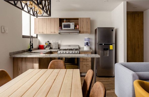 Zona Rosa Apartment | Deluxe PH with a Private Rooftop in a Top Location