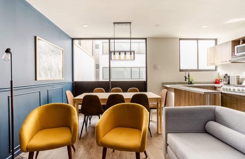 Zona Rosa Apartment | Deluxe PH with a Private Rooftop in a Top Location