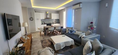 Golem Apartment | Deluxe Private Apartment next to Grand Blue Fafa resort Golem
