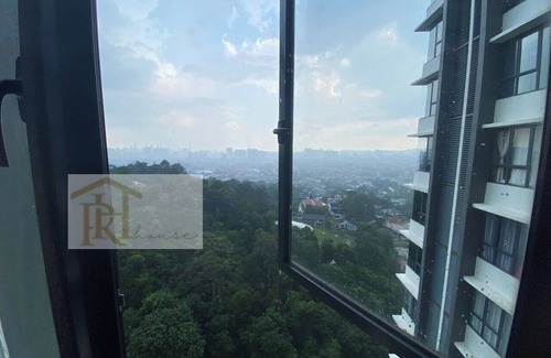 Taman Setapak Condo | Deluxe Room at Ayuman Suites, Gombak with KL City View