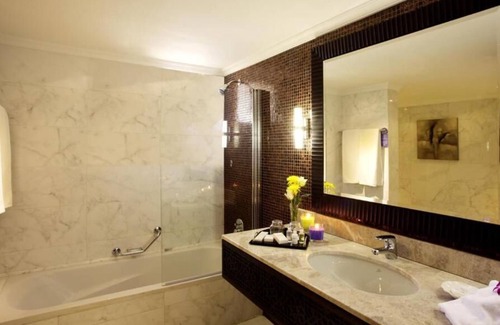 Al Rigga House | Deluxe Room Bniyas Square Metro By Luxury Bookings