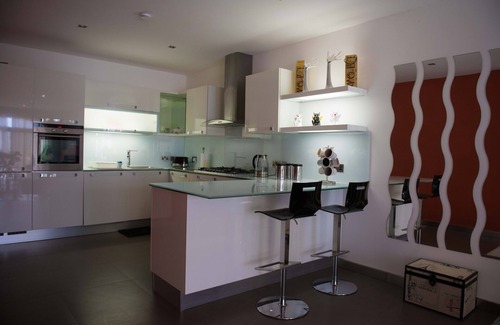 Xaghra Bed & Breakfast | Deluxe room with Valley & Pool View