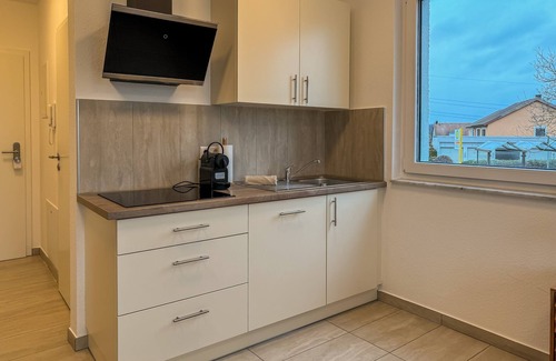 Stuttgart Apartment | Deluxe Studio Nahe Flughafen/messe Stuttgart mit Parkplatz