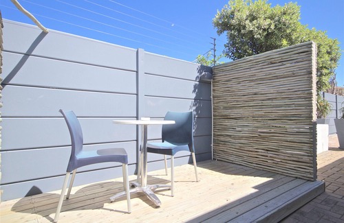 Sunset Beach Apartment | DELUXE STUDIO OCEAN BREEZE - SUNSET BEACH