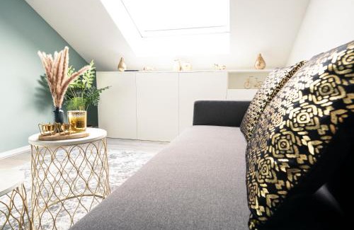 Wieseck Apartment | Deluxe Suite - Parking - Workspace