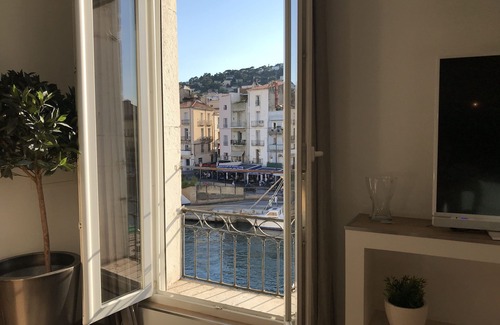 Sete Apartment | Deluxe three bedrooms flat in Sete front of "royal canal"