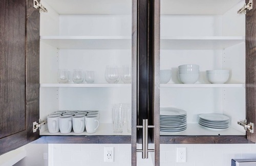 Vancouver House | Deluxe Vancouver 4BR w/free parking, A/C & W/D, by Blueground