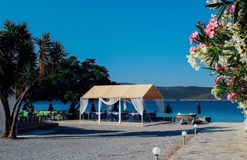 Klima Villa | Deluxe Villa with a Sea View at Klima Paradise