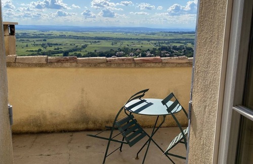 Seguret House | Demeure de Caractère, Charme et Vieilles Pierres, Tout Confort, vue Imprenable
