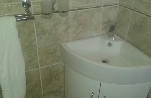 Francistown House | Den View Guest House