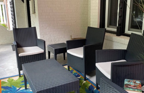 South Park Hill House | Denver-So Park Hill-TOOTHBRUSH & CLOTHES ARE ALL YOU NEED! nSleeps 6-8. Pets OK.