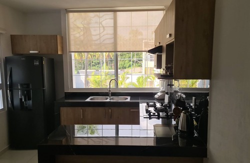 Manzanillo Apartment | Depa en Condo a 5 Mins. de Playa!
