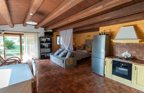 Gli Angeli House | depandance surrounded by greenery just 5 minutes from the city center