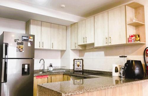 Quito Apartment | Departamento cerca Solca, Embajada Americana y Estadio Atahualpa con vista al COTOPAXI y la CIUDAD