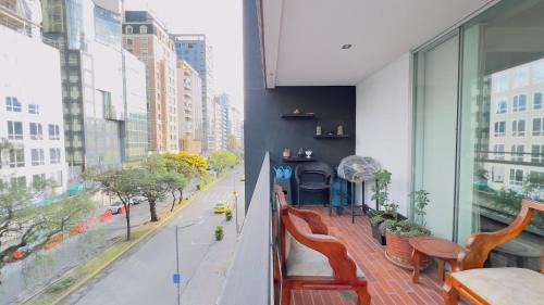 La Carolina Apartment | Departamento de lujo 3 dormitorios, 5 camas, 1 sofá cama, 11 personas, con terraza abierta, wiffi y parking free