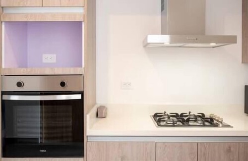 Zona Industrial Apartment | Departamento de lujo en Indico frente a plaza Harbor