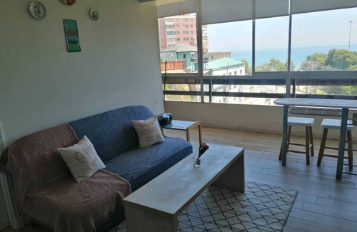 Vina del Mar Apartment | Departamento Frente al Mar, a Pasos del Reloj de Flores. Locomoción a la Puerta