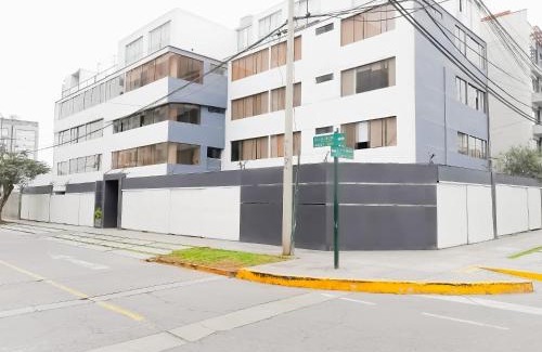 Santiago de Surco Apartment | Departamento Monterrico