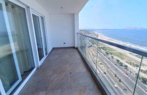 La Luz Apartment | Departamento en Magdalena Frente al mar con Balcón