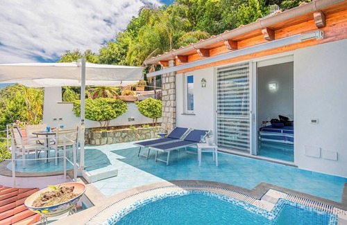 Casamicciola Terme Apartment | Dependance Castiglione With Pool And View, Ischia, Italy
