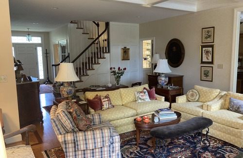Buechel House | Derby Destination (20 Minutes to Churchill Downs): Lovely House and Garden