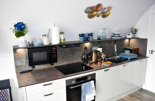 Consett Cottage | Derecroft Glamping Luxury Lodgepods with Jacuzzi Hot Tub