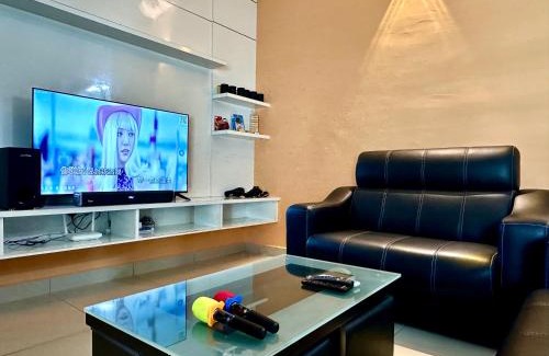 Bandar Penawar House | Desaru - Semi-D, KTV, Mahjong, Games 5BR4B 18-20pax by Cowidea