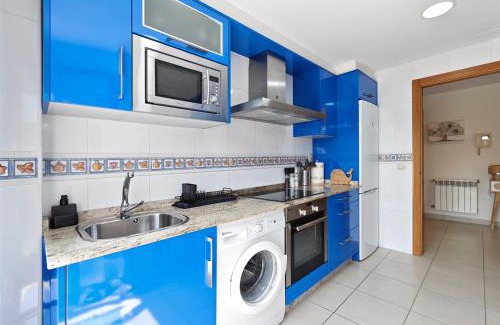 Sanxenxo Apartment | Desconectaengalicia Ático Rocafort II, 400m Playa Silgar