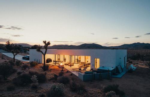 Joshua Tree House | Desert Bloom By The Cohost Company