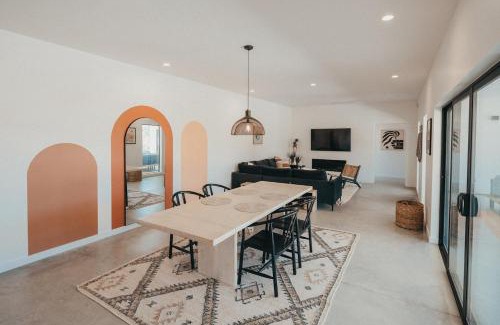 Joshua Tree House | Desert Bloom By The Cohost Company