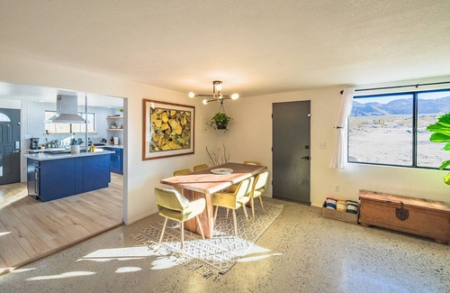 Indian Cove House | Desert Playground - hot tub, dipping pool, hammocks, stargazing, dog friendly!