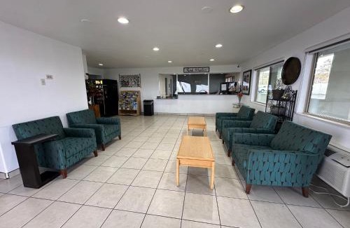 Northeast Heights Hotel | Desert Sands Inn & Suites