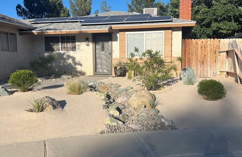 Ridgecrest House | Desert Villa Oasis - Gateway to the Eastern Sierras, Death Valley, and Yosemiten