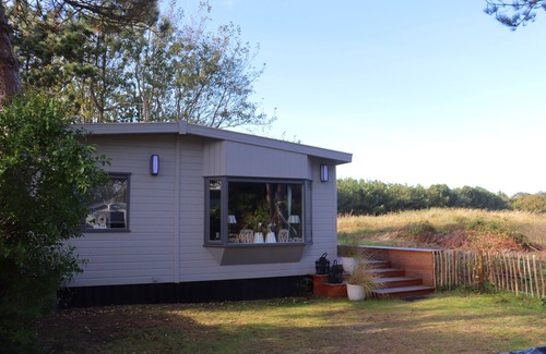 Municipality of Ameland Ski Chalet | Design Chalet Ameland - close to the beach, large garden, extra facilities