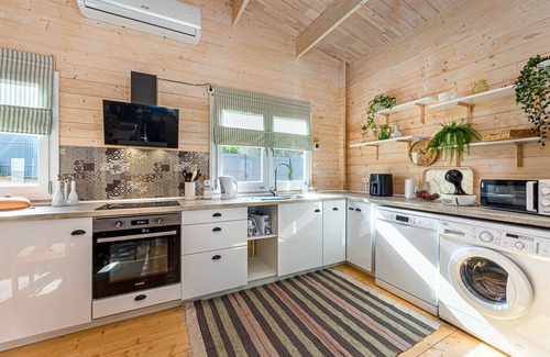 Albufeira Ski Chalet | Design Chalet in Albufeira With Private Pool