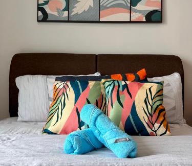 Subang Jaya Apartment | Design Haven Suite - Contemporary Comfort for 2 at Subang Jaya
