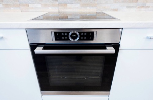 Neureut Apartment | Design Penthouse - 4BR - 2 Bath - Rooftop - Whirlpool - 2 Parking
