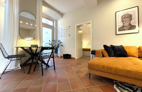 Pirna Apartment | Design suite on the market with free parking