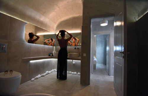 Paradise Hotel | Design Superior Suite with Clear Sea View, Shared Infinity Pool, Gym, Pool Bar