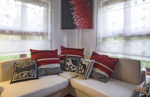 Pelena Villa | Design villa garden view beachfront fully staffed Infinity Pool