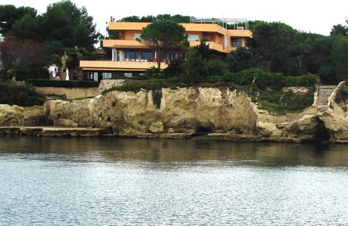 Syracuse House | design villa on the sea with a splendid view of the Gulf of Syracuse