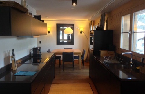 Saanen Apartment | Designed flat Right next to the slopes and village