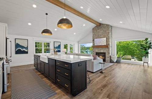 Village of Pewaukee House | Designer Home with Lake Views + Cozy Fireplace